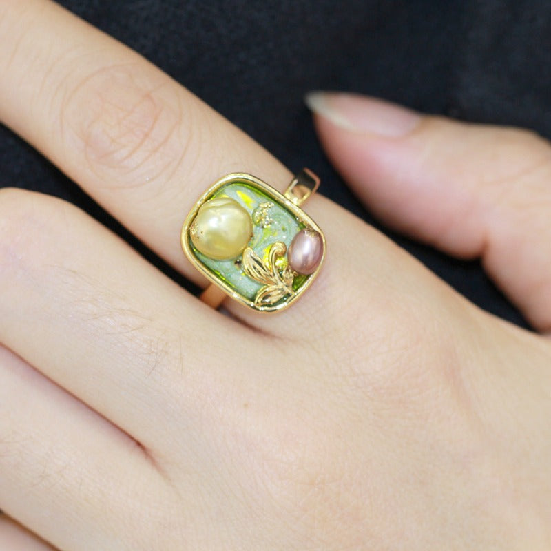 Vintage Floral Ring