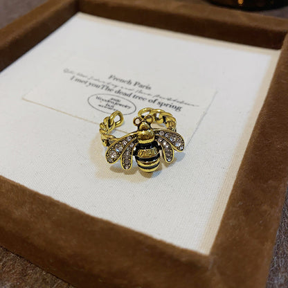 Vintage Distressed Zircon Bee Ring