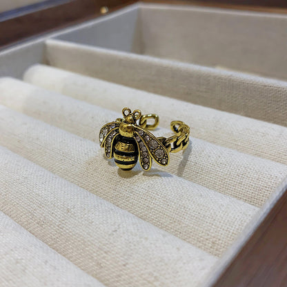 Vintage Distressed Zircon Bee Ring